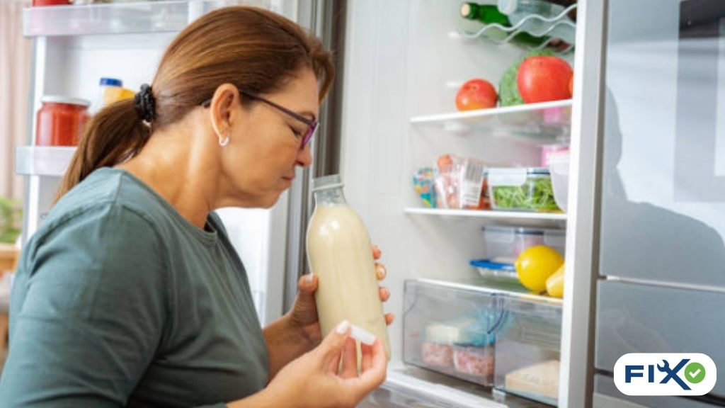 why is my whirlpool fridge not cooling but freezer works